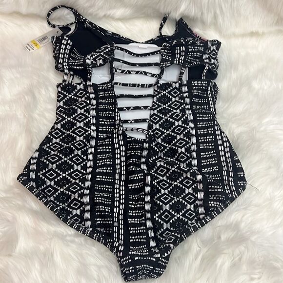 No Boundaries Retro One Piece Swimsuit  Removable Cup Swimwear D22 - Picture 6 of 6